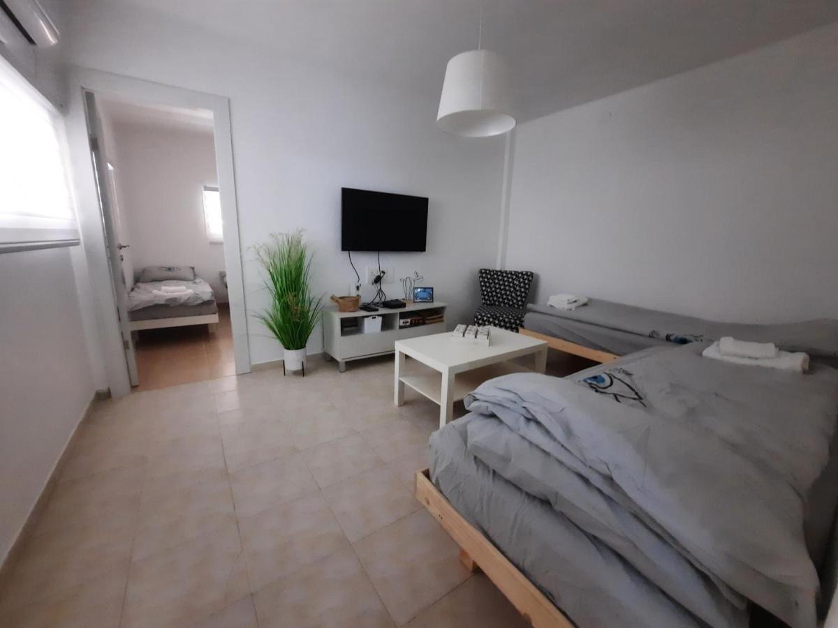 Akhva Accommodation Unit-אחווה יחידת אירוח アラド エクステリア 写真