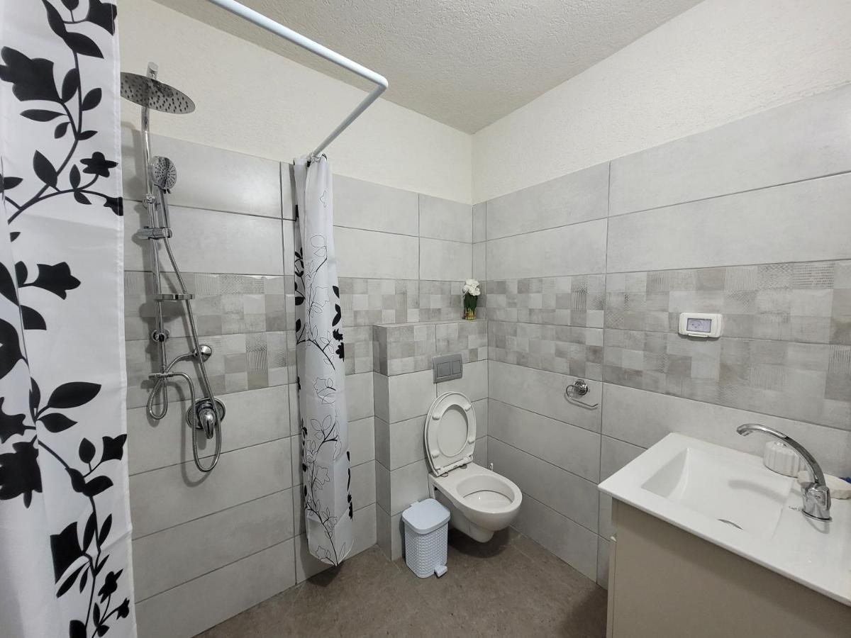 Akhva Accommodation Unit-אחווה יחידת אירוח アラド エクステリア 写真